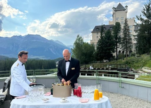 Pontresina_view_champagne