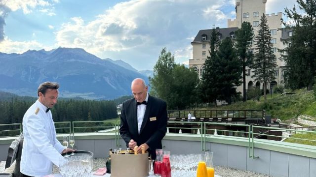 Pontresina_view_champagne